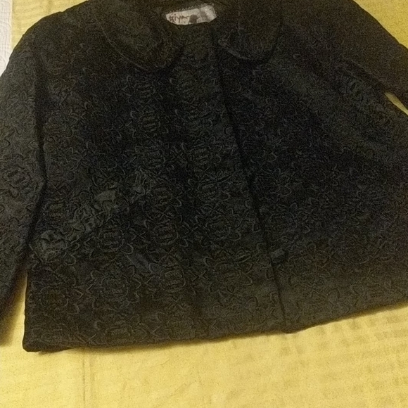 Biya jacket - Picture 2 of 5